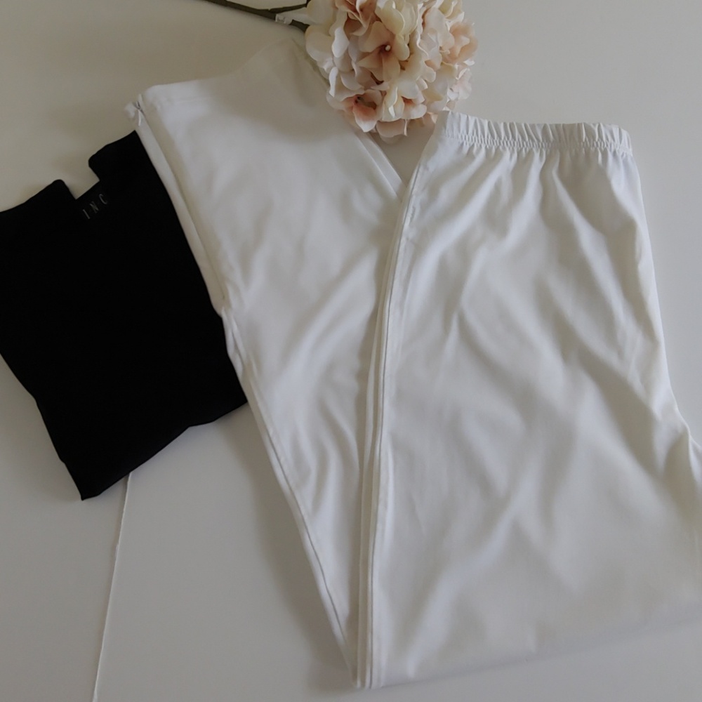 NWT Kaelin workout/hangout pants